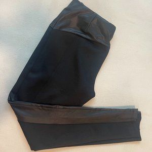 Kardashian Collection Leggins